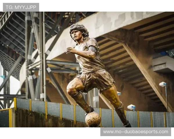 自卑情绪困扰过的足球明星盘点他们如何克服内心障碍走向巅峰