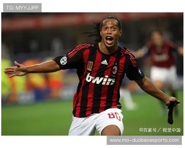 豪华足球球星别墅揭秘 球场之外的奢华生活与私人空间 豪华足球球星别墅揭秘 球场之外的奢华生活与私人空间