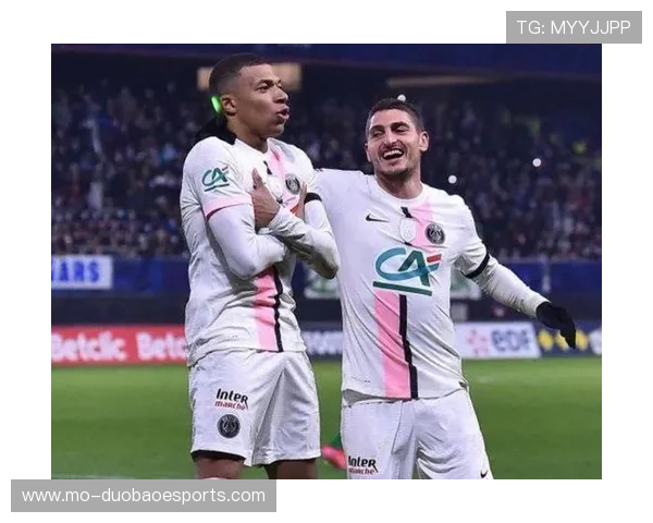 足球巨星过人技艺揭秘：从梅西到内马尔的极限突破与华丽技巧