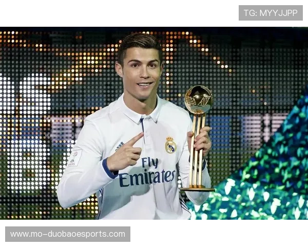 踢足球四字球星代表人物盘点展示足球场上闪耀的四字传奇球员风采